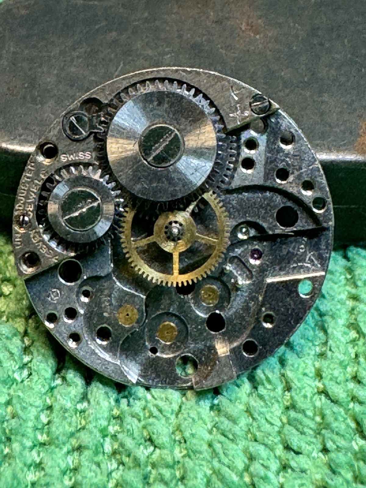 Depot International AS 1001 Movement 7 Jewel For Parts Or Repair