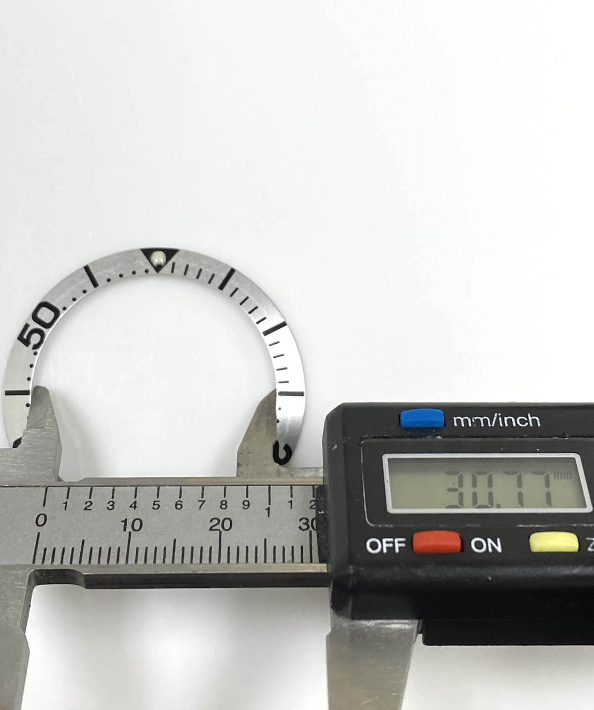 Silver/Black Bezel Insert for Omega 41mm Seamaster 2231.50, 2532.20, 2542.80