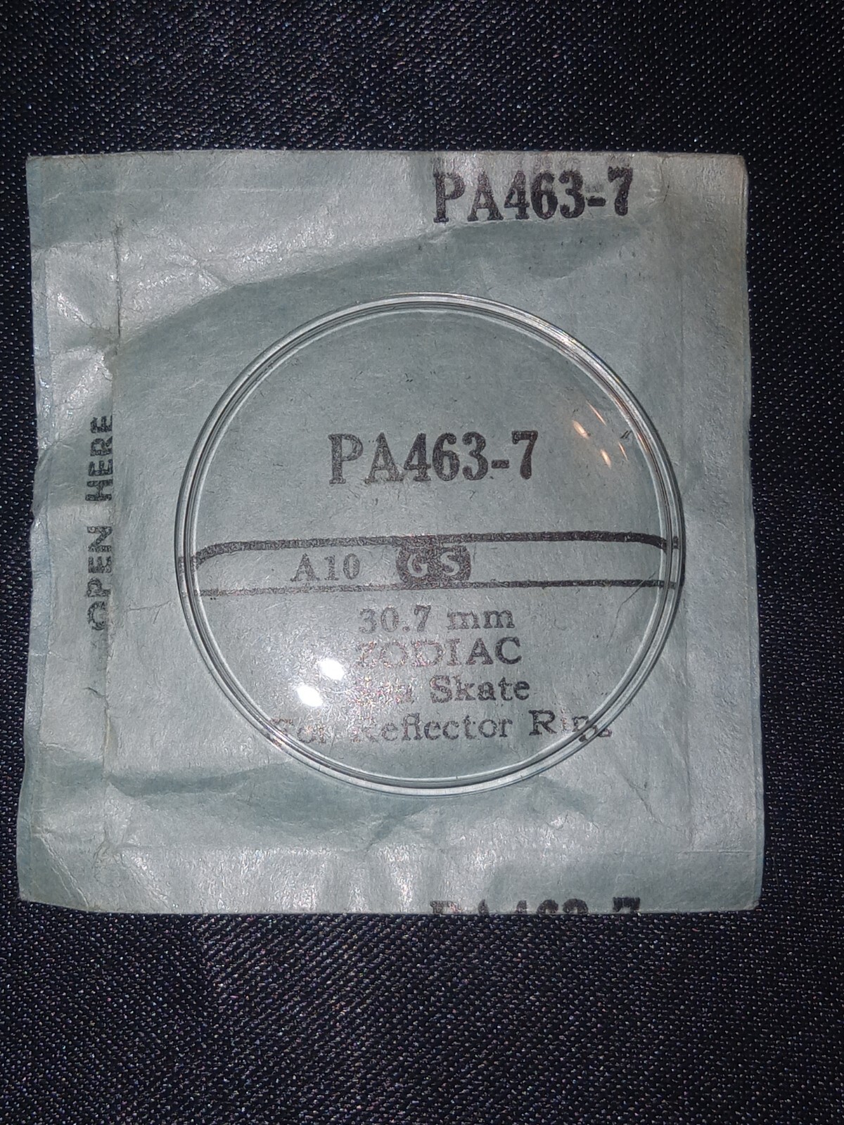 Zodiac Sea Skate Replacement Crystal PA463-7 30.7mm For Reflector Ring (NOS)