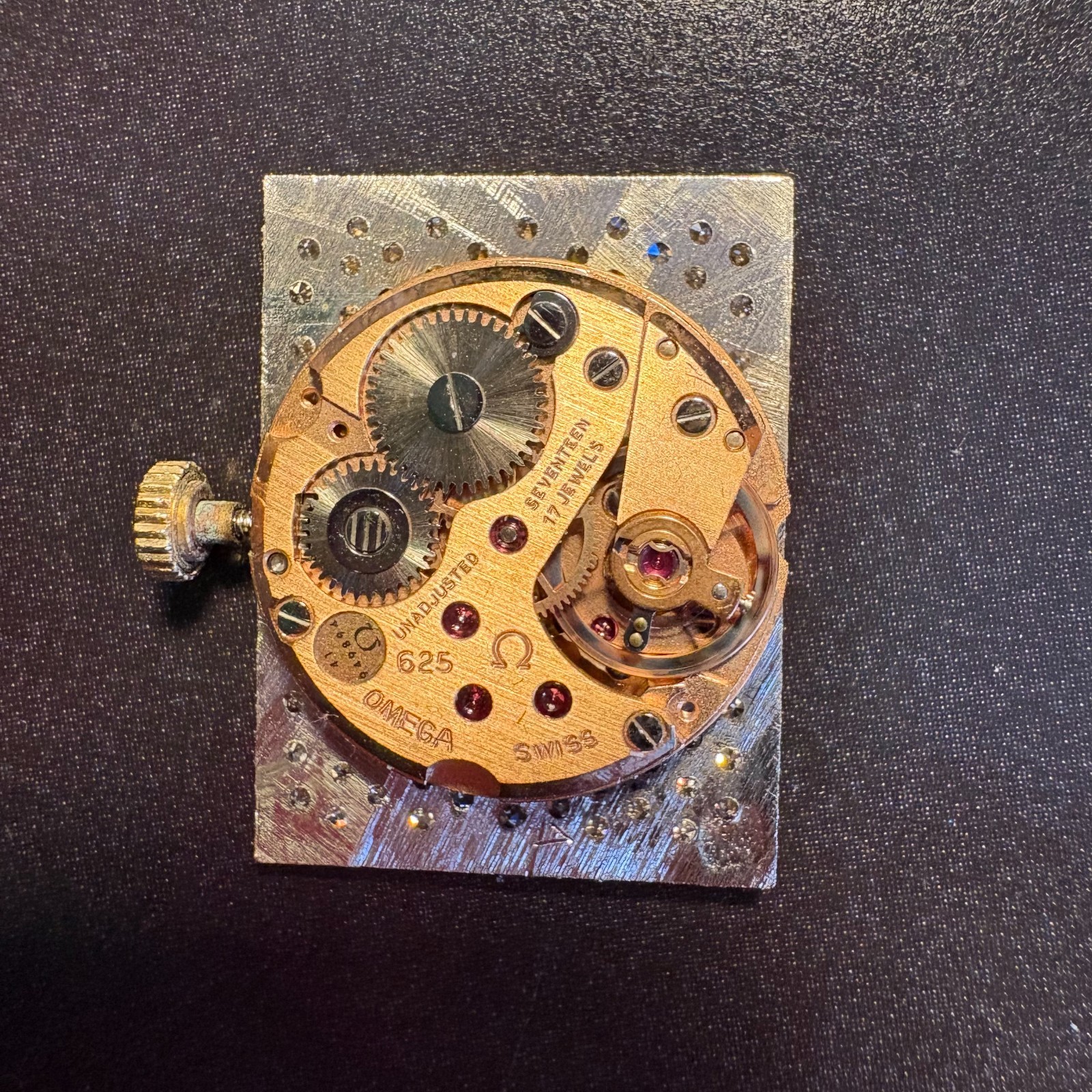 Vtg Omega 17 Jewel Unadjusted Manual Swiss Movement 130 Single Cut Diamonds