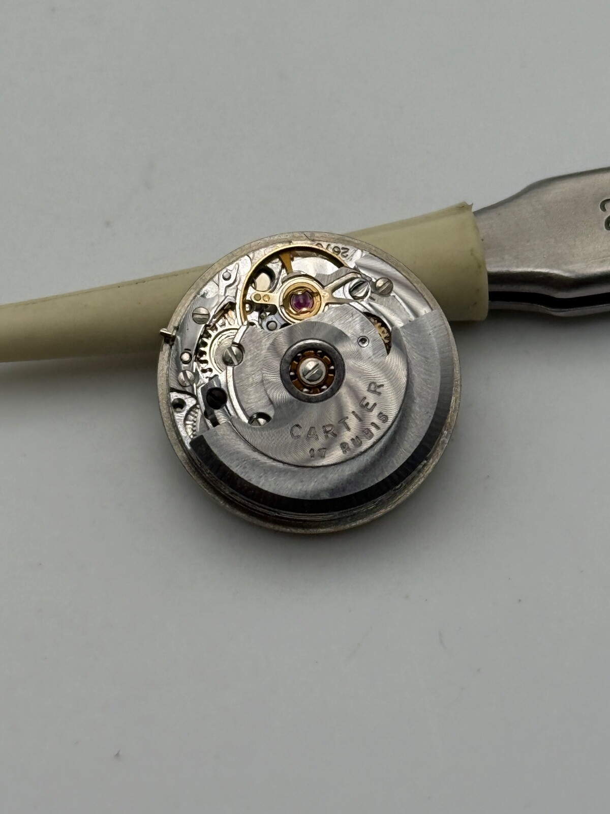 cartier tank eta 2670 movement movement movement swiss made