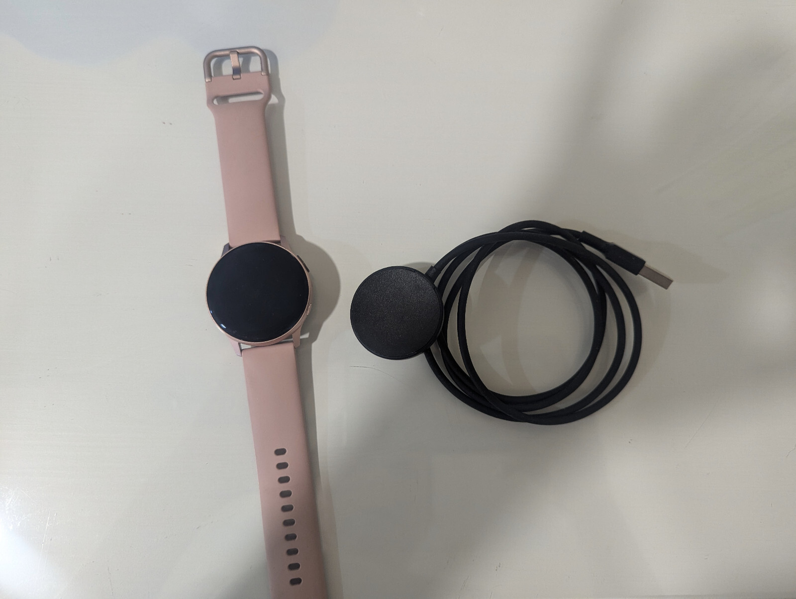 Samsung Galaxy Watch Active 2 Pink and Charger