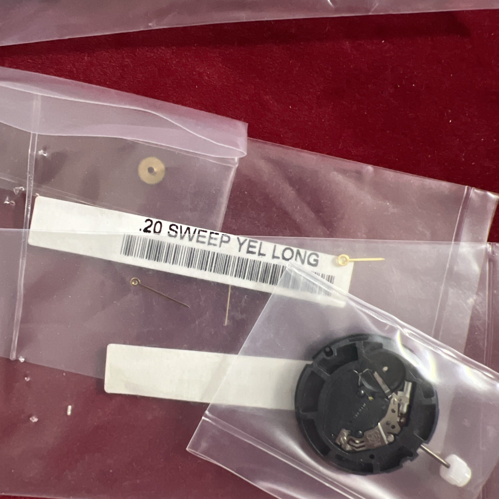 Genuine ESA/ ETA 805.161 Watch Movement Swiss, Date at 3, NOS