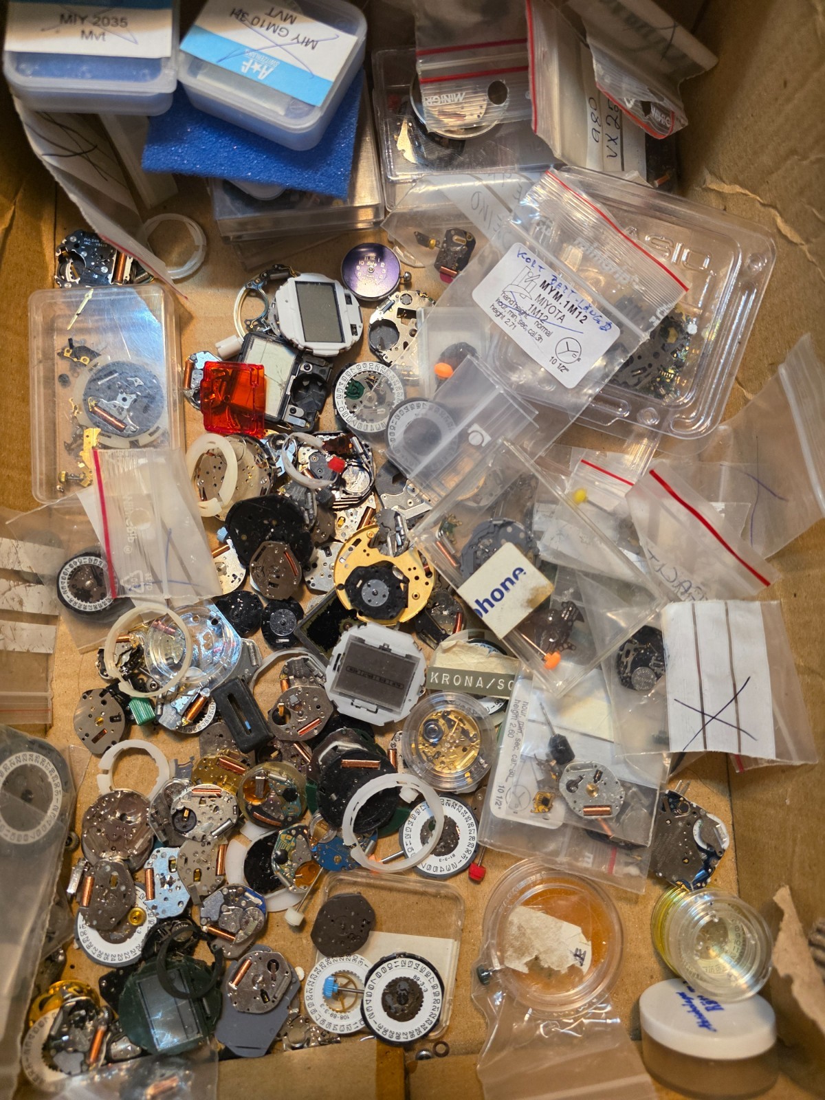 New and used Japanes watches movments and parts