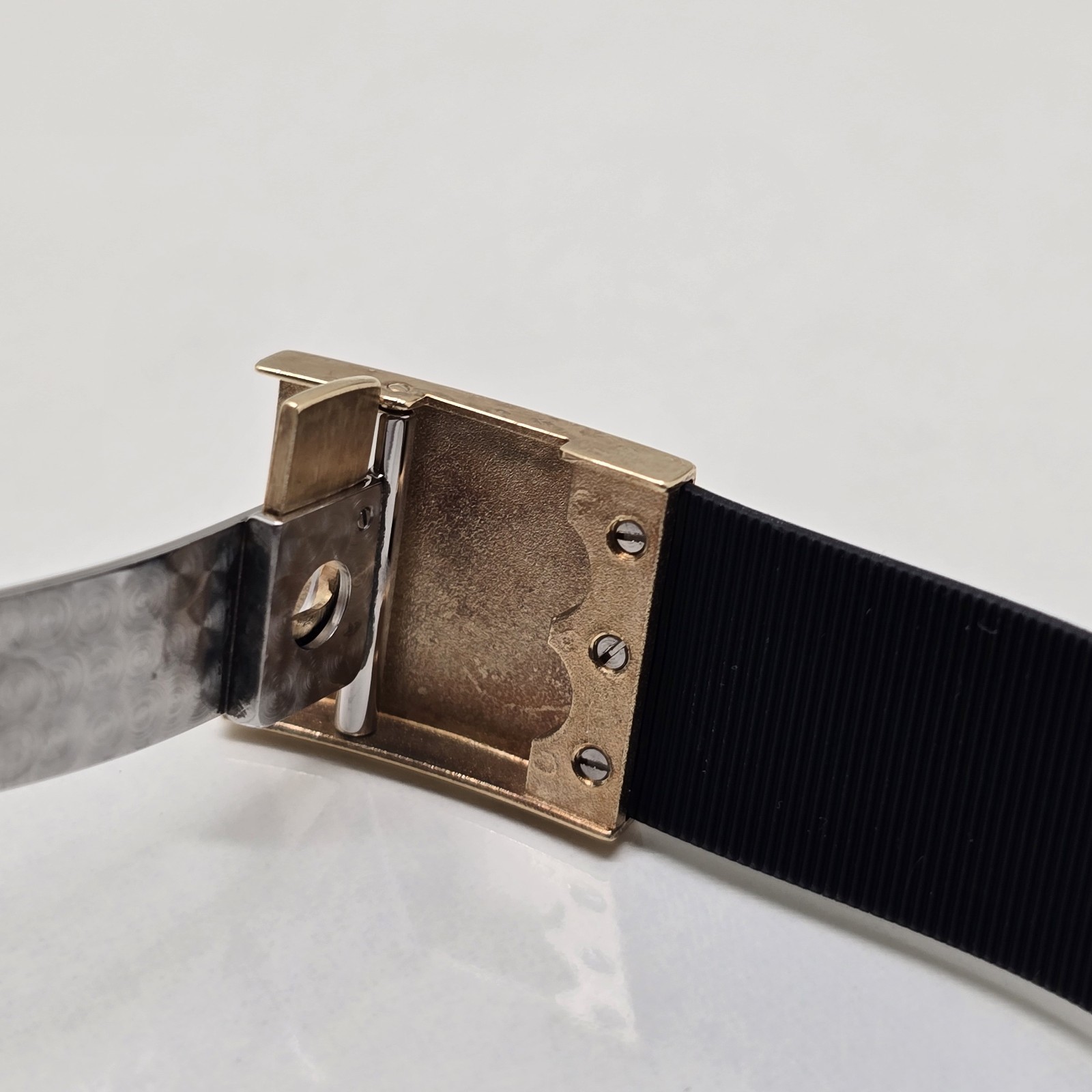 IWC PORSCHE DESIGN 3720 CHRONO WATCH 18K GOLD CLASP & STRAP (MINT & ORIGINAL)