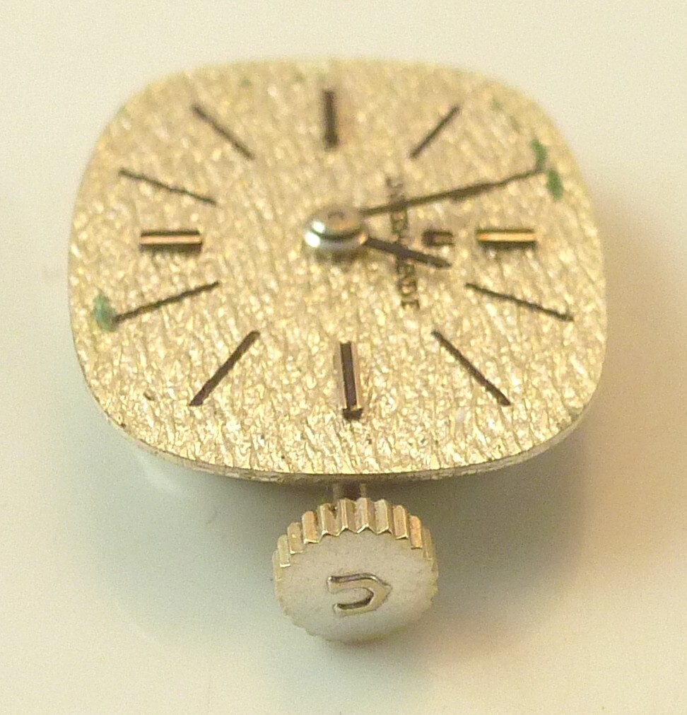 Universal Geneve Wrist Watch Movement – Good Balance – Parts / Repair