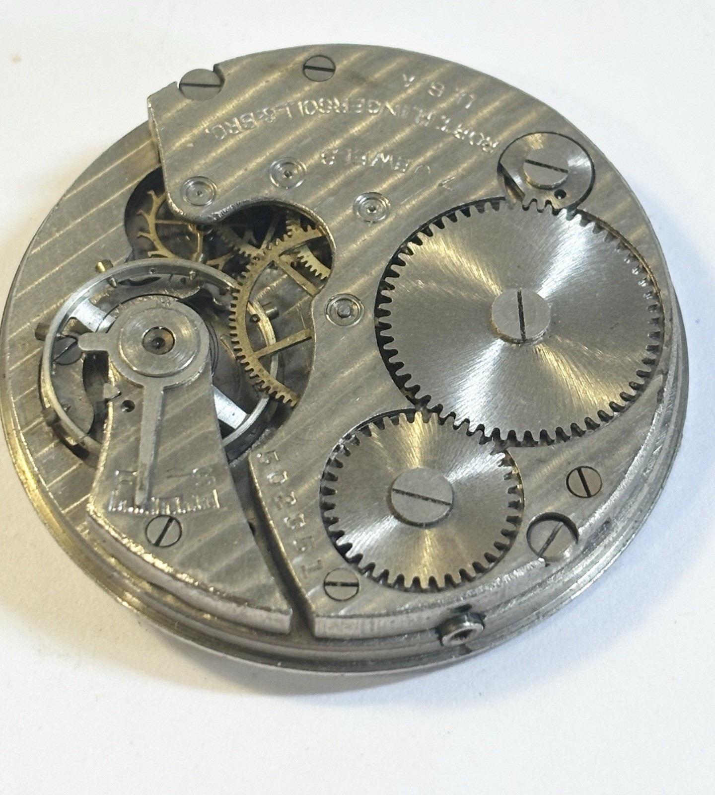 1917 Robt H Ingersoll & Bro Reliance Pocket Watch Movement 10S 7J Broken Bal 42m