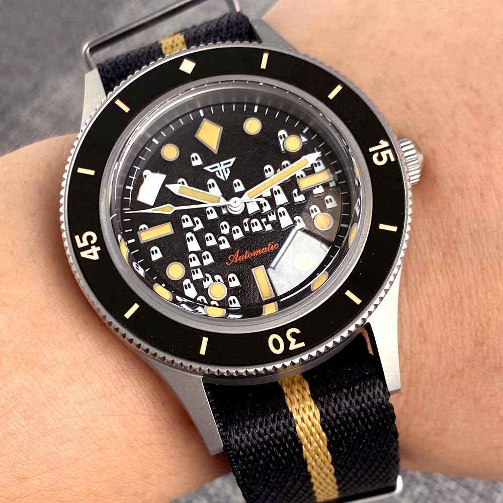 Tandorio New NH35A Automatic Men Watch Luminousn Sapphire Glass 200m Waterproof