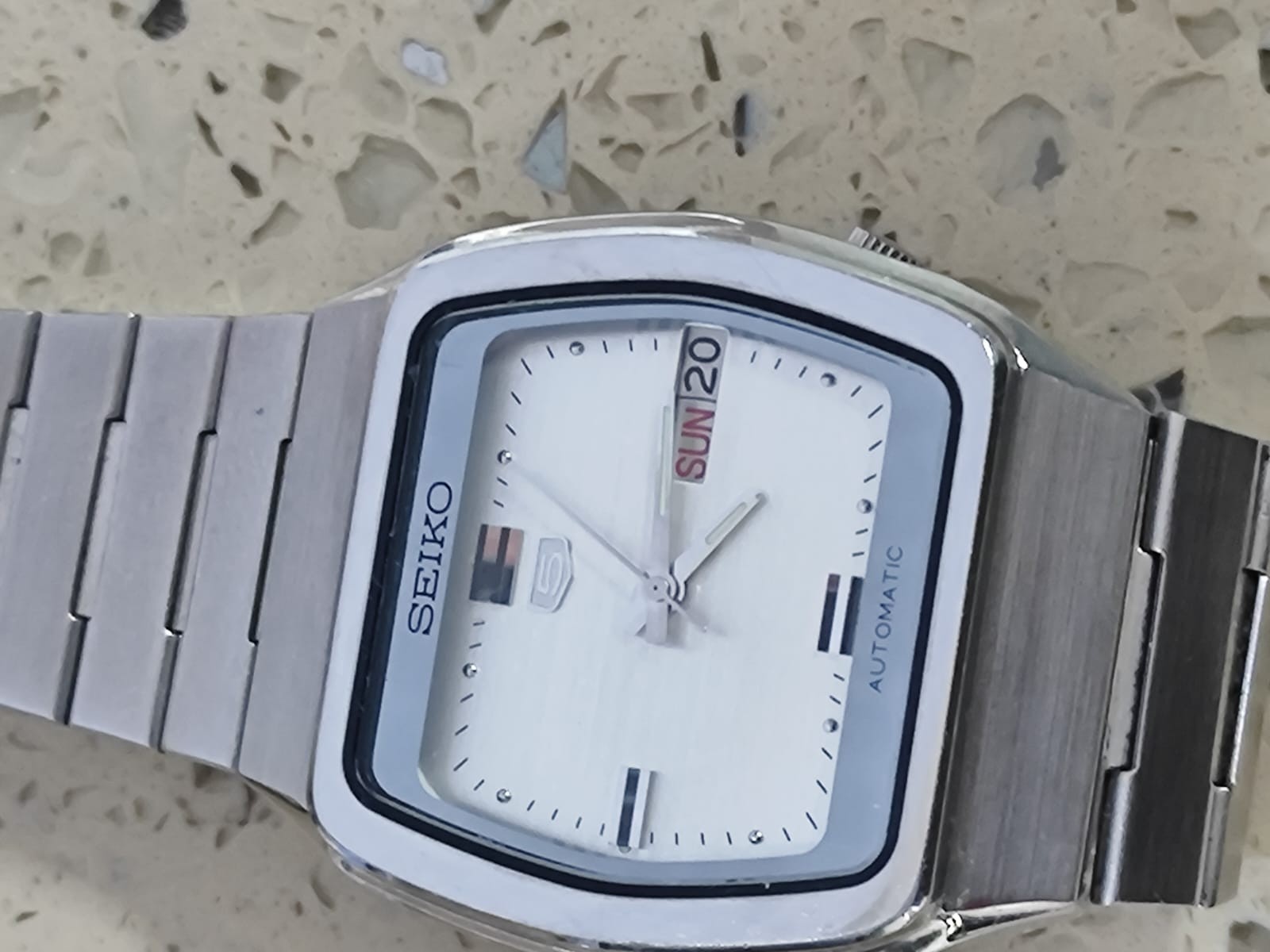 1982s – Seiko NOS Rare Vintage Seiko 5 Automatic 7009-5450 Silver Dial Working