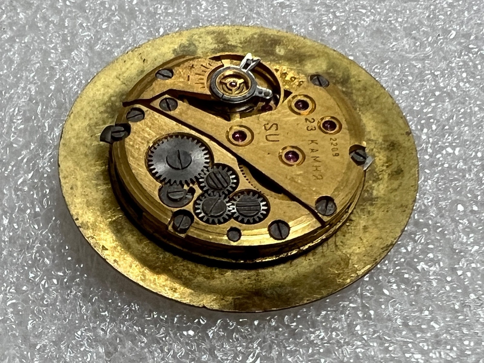 USSR LUCH movement 2209 caliber Gold Plated watch mechanism. FOR PARTS .