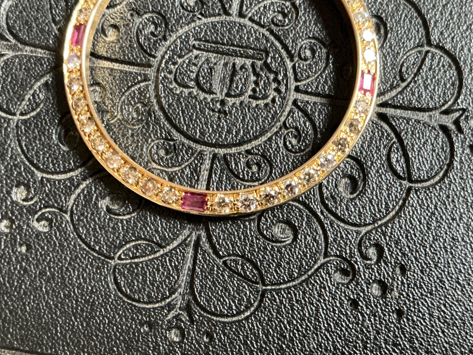 18K Gold Diamond BEZEL With 4 Rubies FOR ROLEX Mens 36MM President Watch #21#