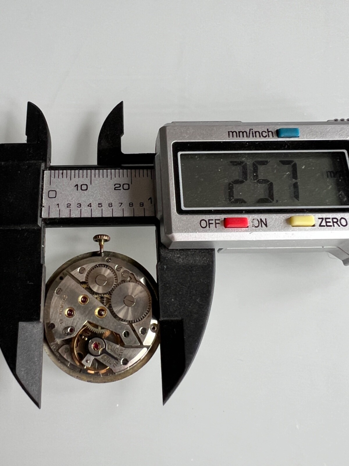 GARRARD cal. 391 Mechanical Hand Wind 17 Jewels Watch Movement Working