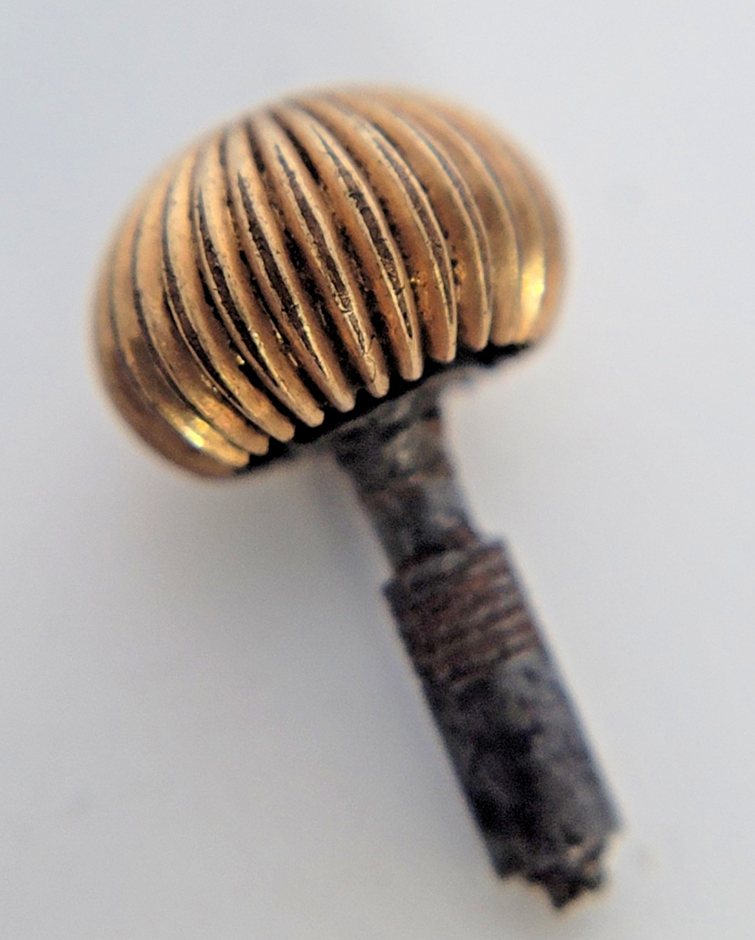 Antique Gold Filled Pocket Watch Crown Stem 10.7mm Fluted Gadrooned Dome H26