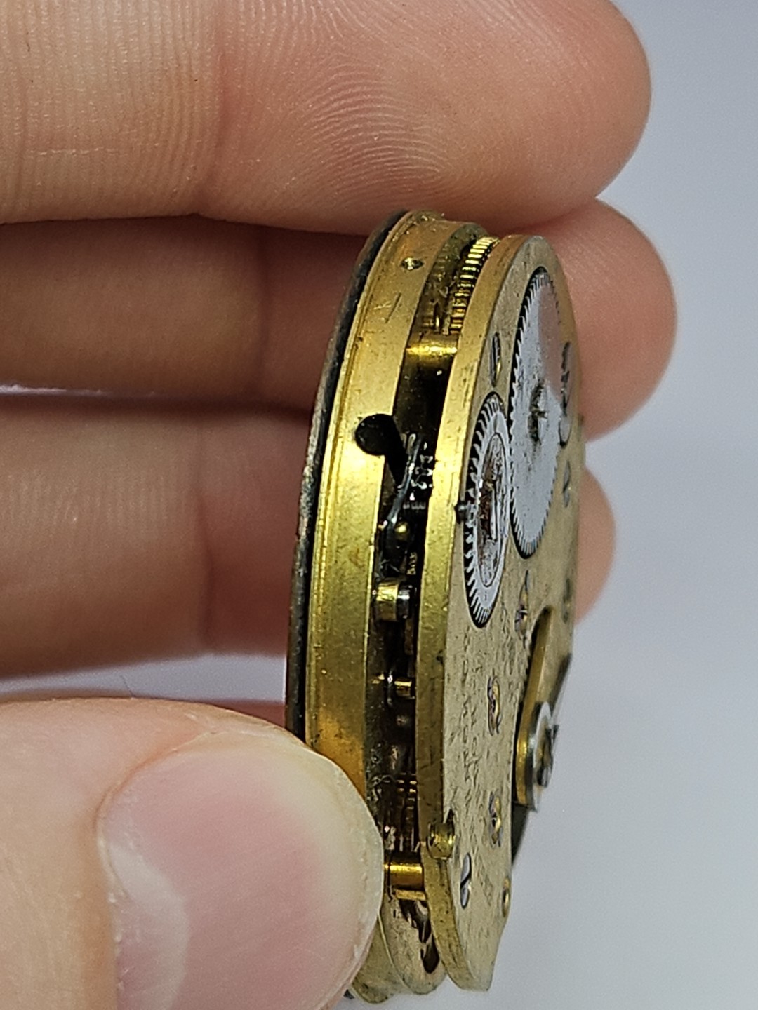 ENGLISH WATCH CO LONDON POCKET WATCH MOVEMENT 16j 43.1mm For Parts/Repair