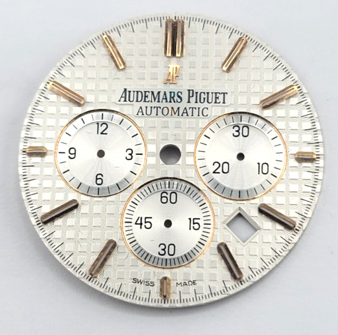 Audemars Piguet Royal Oak Chronograph 41mm Silver Two Tone Dial Model 26320OR