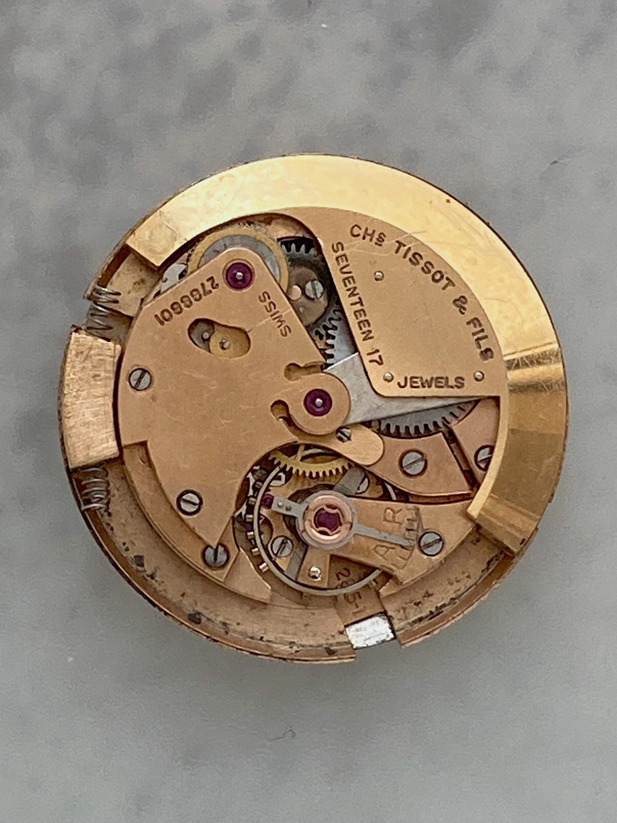 A Vintage Tissot 17 Jewels Calibre 28.5-1 Bumper Movement with Dial and Hands