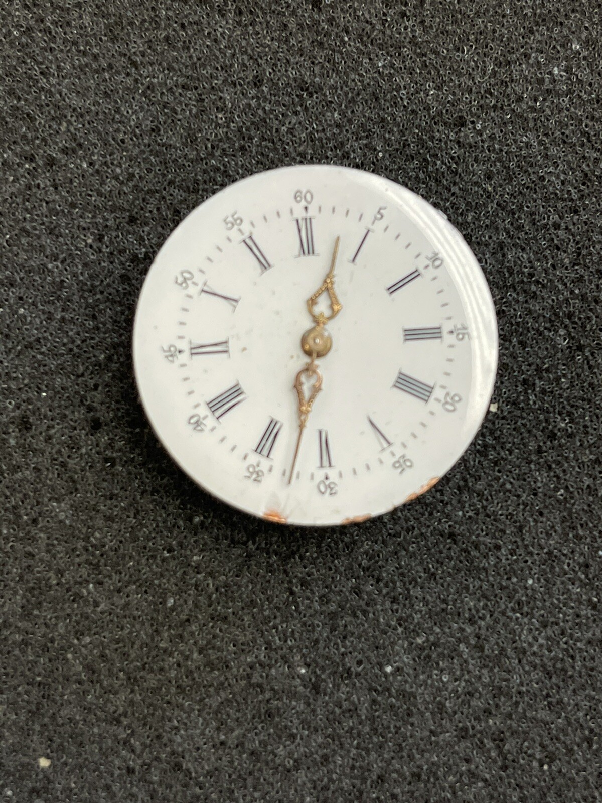 Swiss Unsigned 6/0s Size Movement & Dial..TJ574
