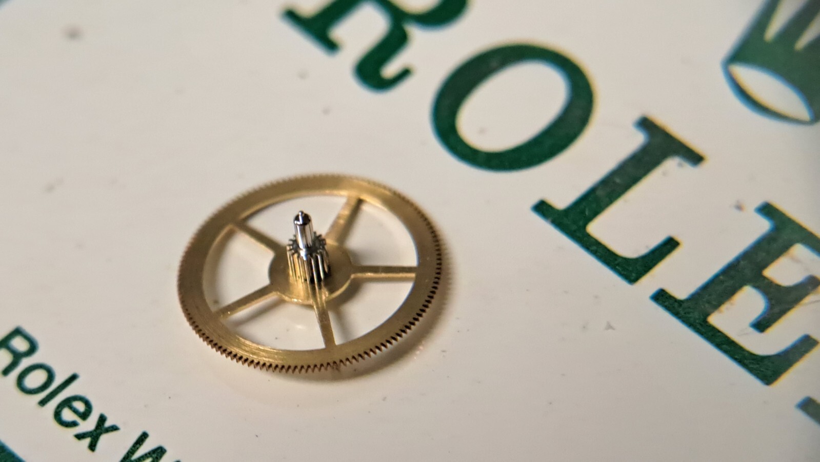 ROLEX 3030 3035 5013 Third Wheel Watch Parts Authentic Pre-owned-slightly rusty