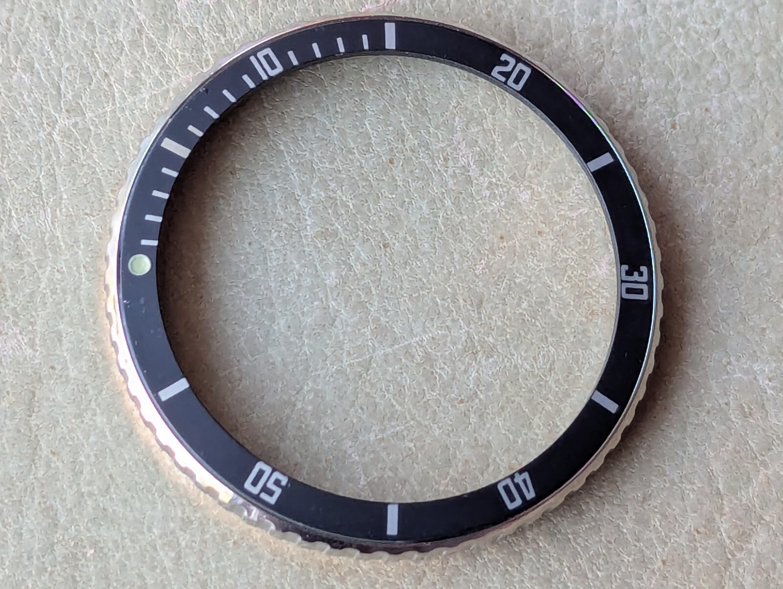 DEFECTIVE NOS Vintage Bulova Accutron Depth Gauge Bezel/Insert FOR 8459 CASES