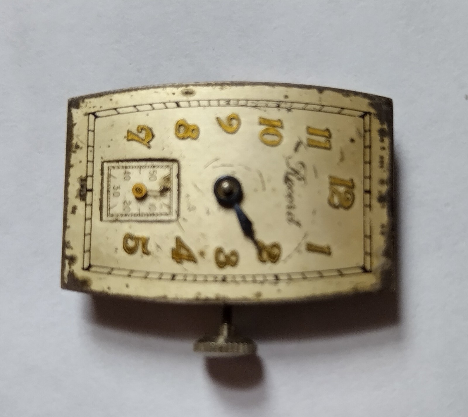 Vintage Record wristwatch movement barrel shape cal 118 17j.