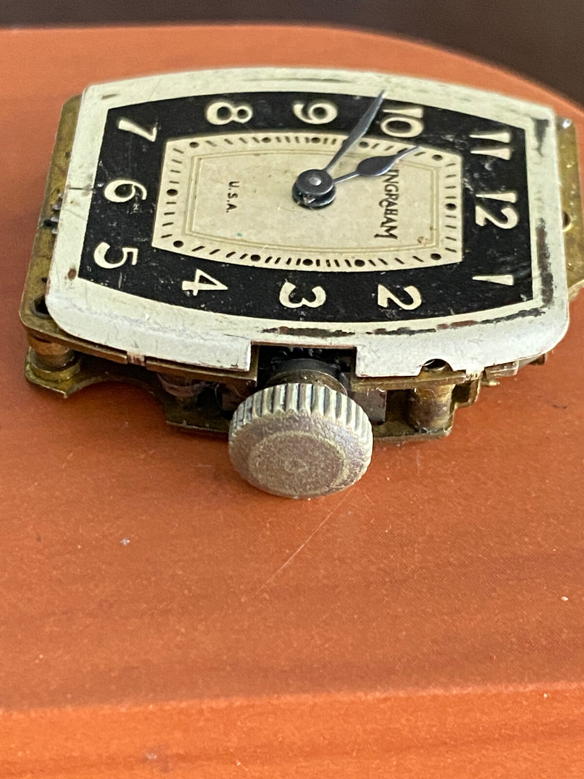VINTAGE MEN’S INGRAHAM BRISTOL CT. WRIST WATCH MOVEMENT, 1246 ON MOVEMENT, RUNS
