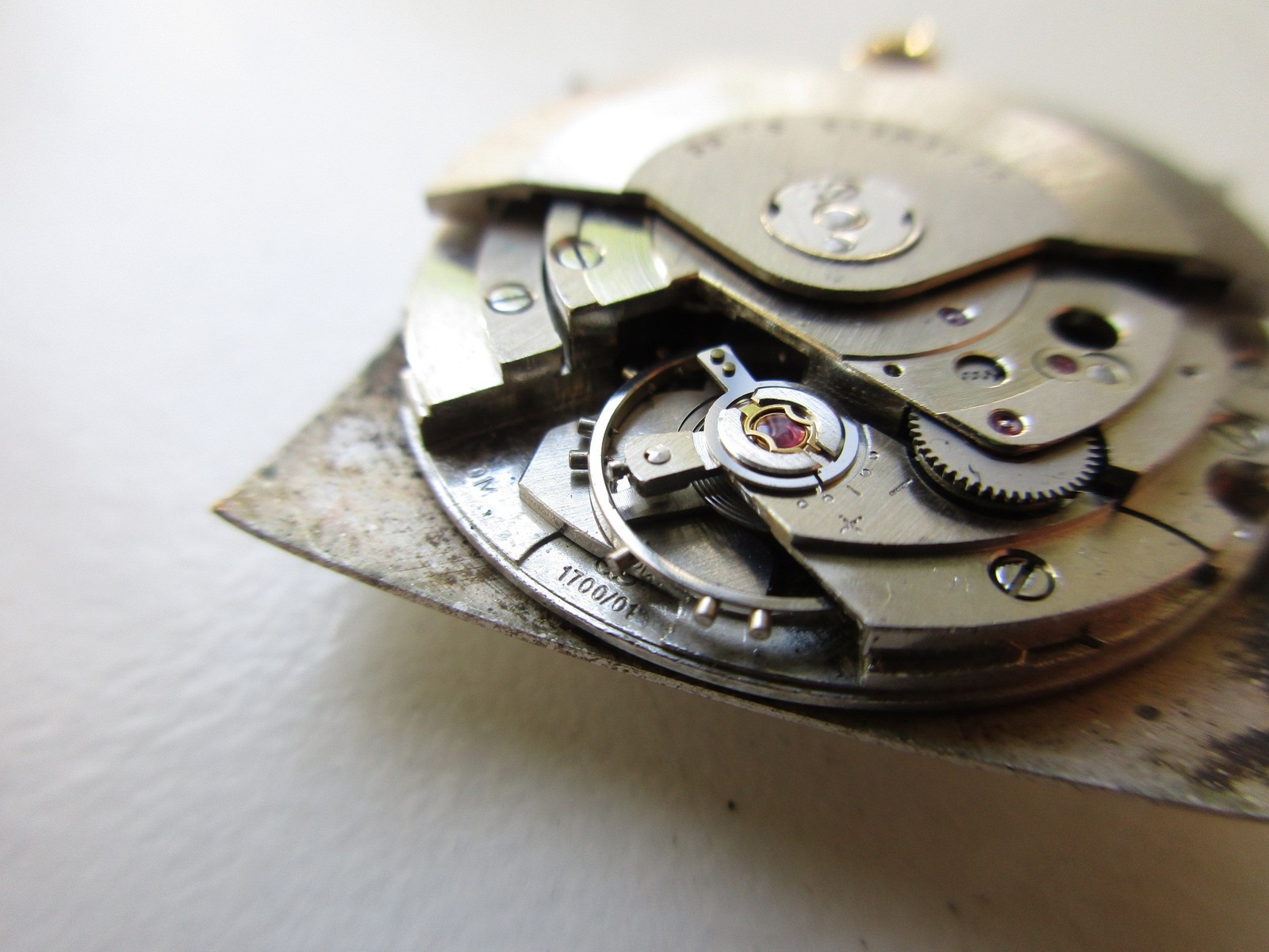 AS A. Schild cal. 1700/01 Swiss automatic watch movement – date at 4-5 – running