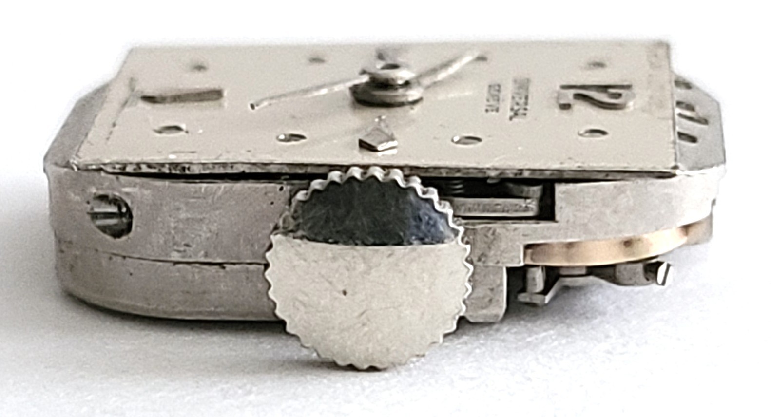 Universal Geneve 219 Ladies Watch Movement & Dial – RUNS