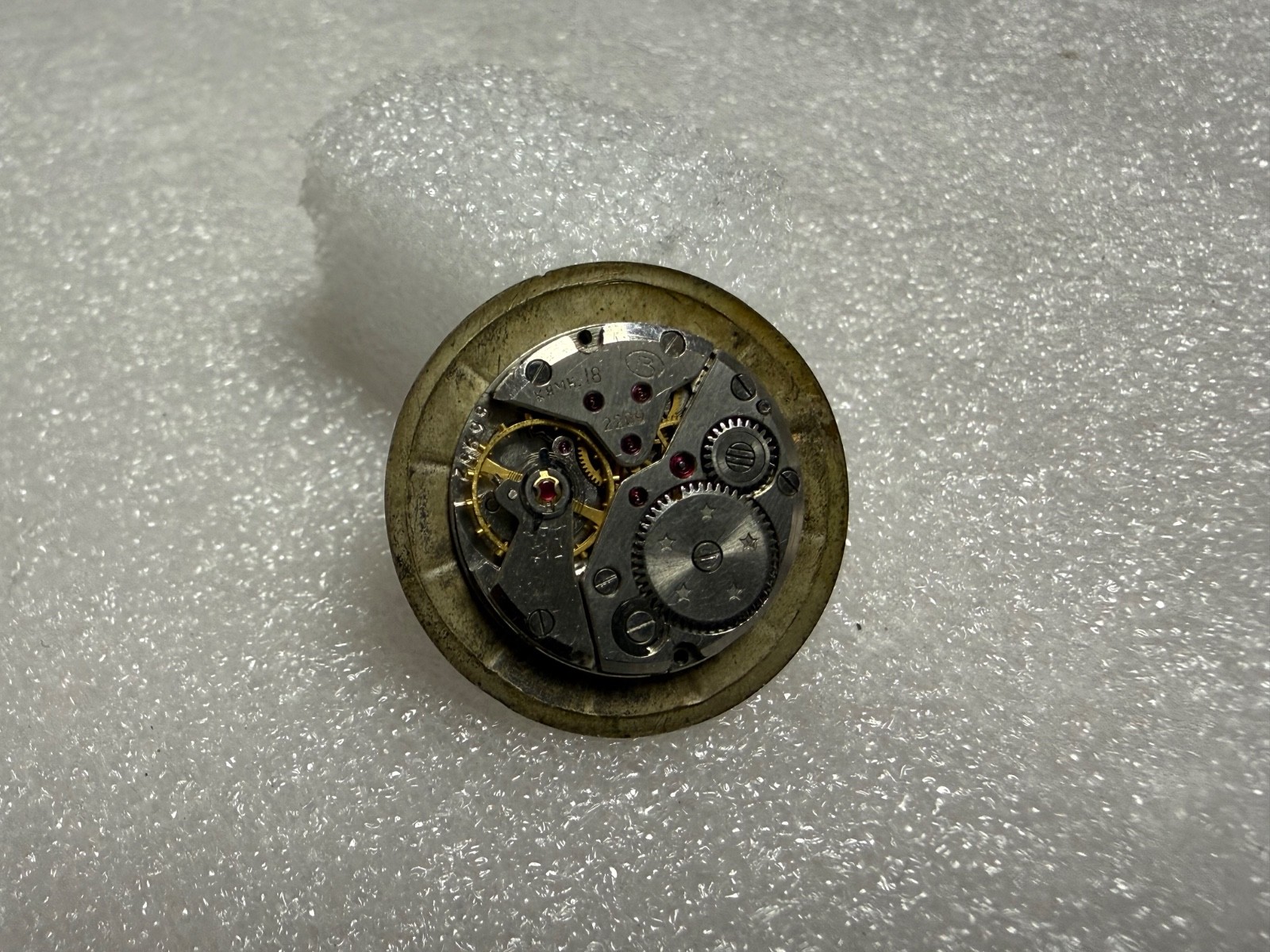 VINTAGE Vostok Wostok Cal. 2209 USSR SOVIET watch Movement. FOR PARTS