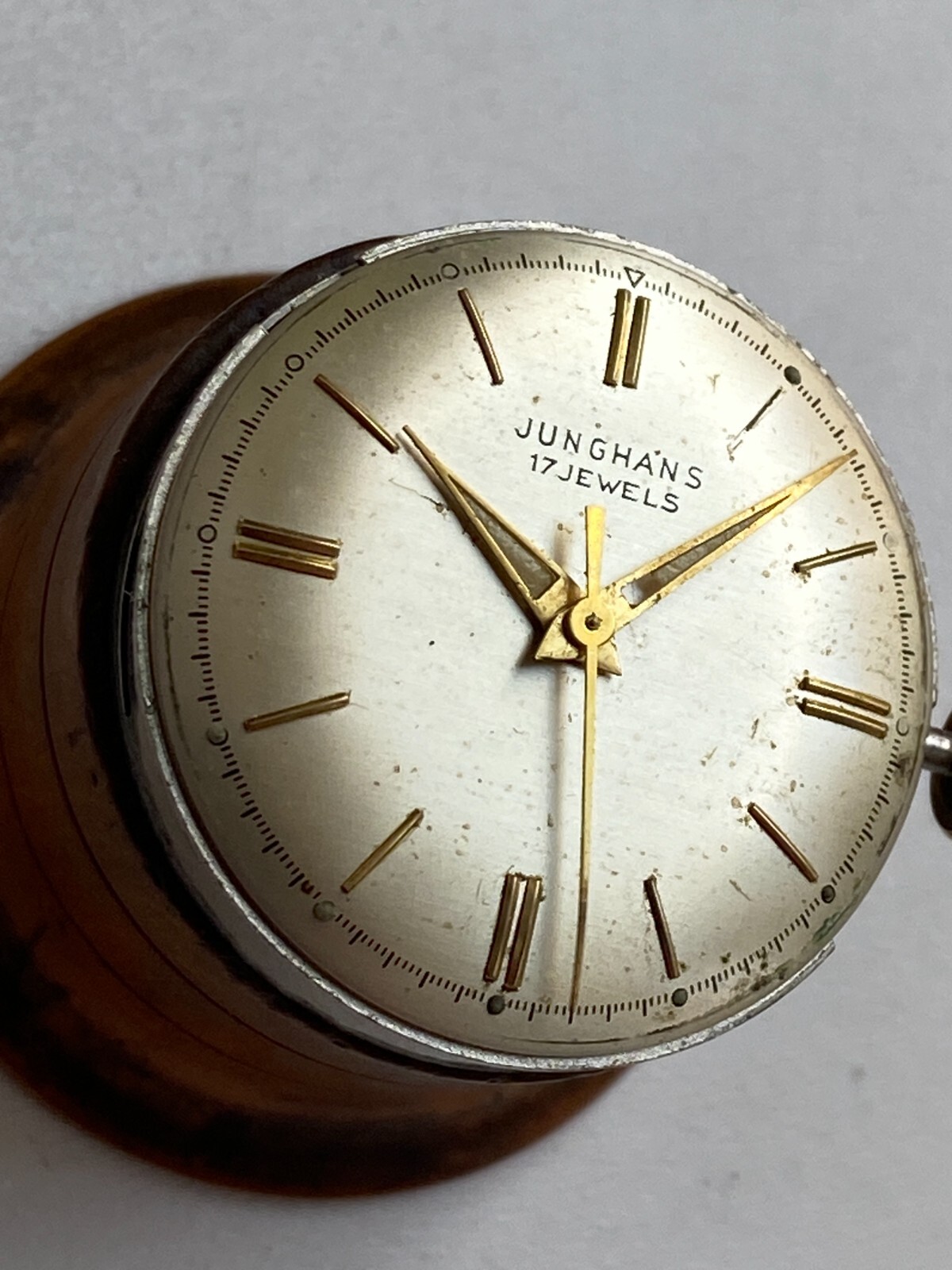 Vinatage watch parts MOVMENT JUNGHANS GERMANY 17 JEWELS CAL 93/1 WORKING