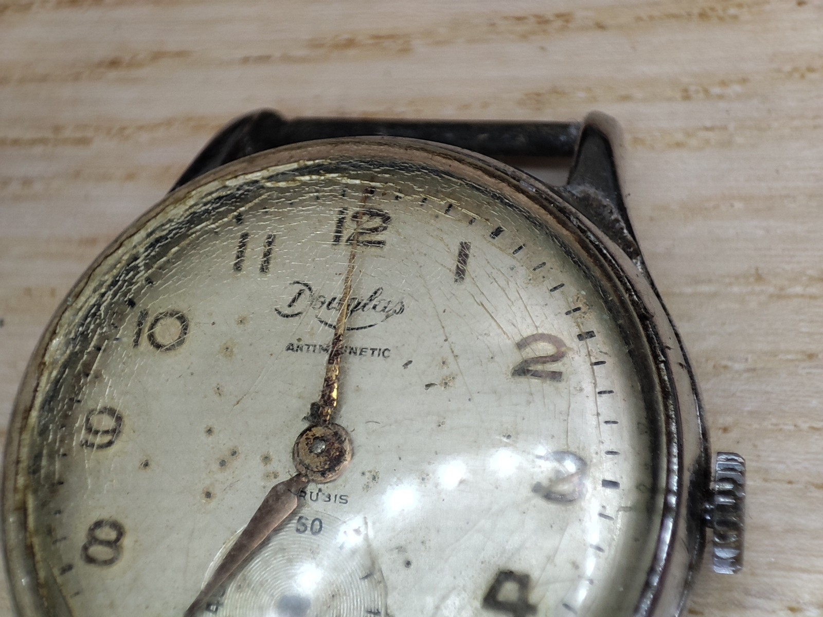 fef 190 douglas Watch movement – 29.4 mm – for parts and spares