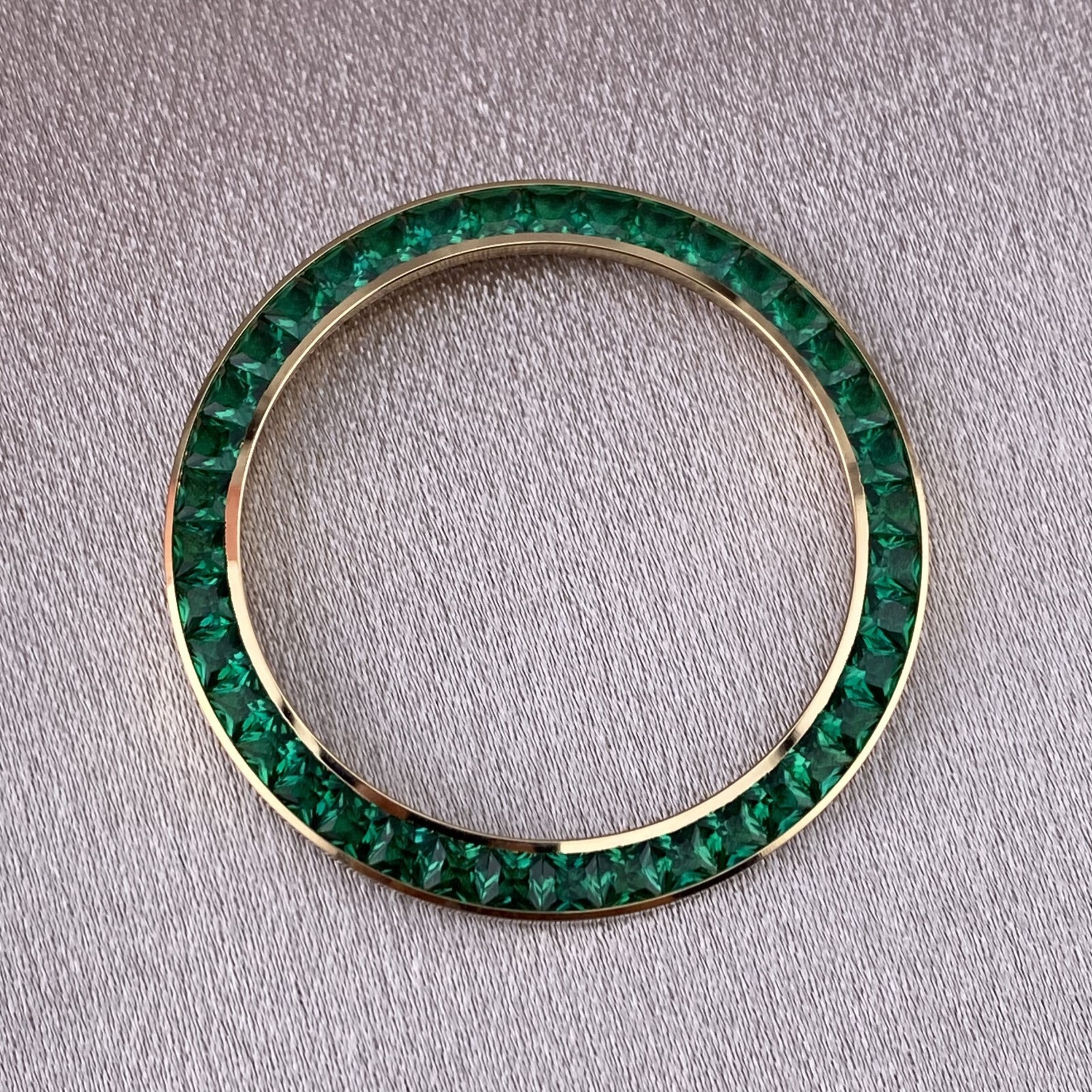 CUSTOM EMERALD BEZEL 14K YELLOW GOLD TO FIT ROLEX DAYTONA 40MM