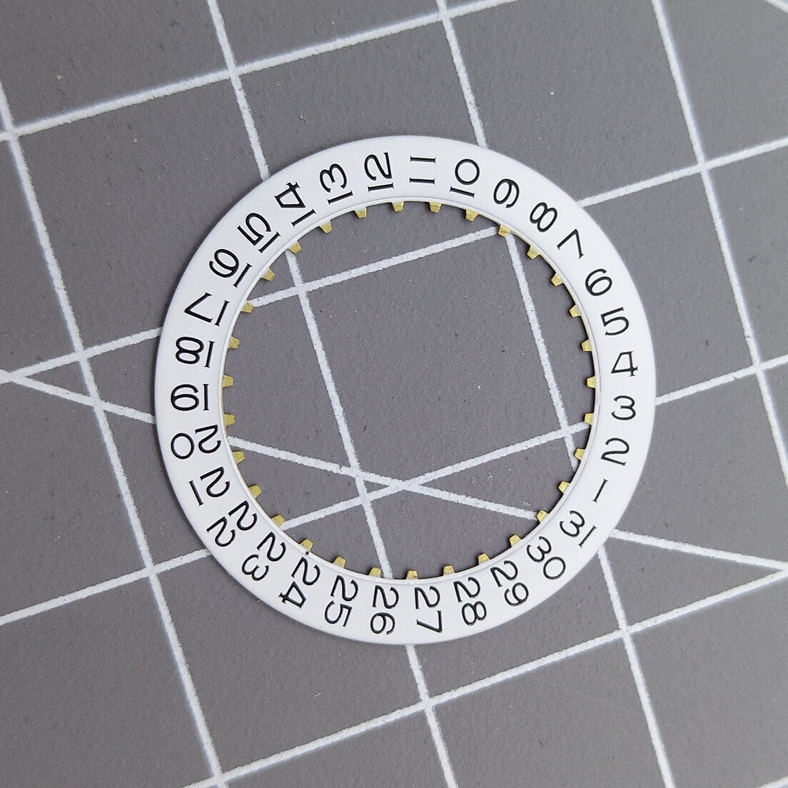 White Date Disk Wheel at 3 O’clock for Generic ETA2824 Movement