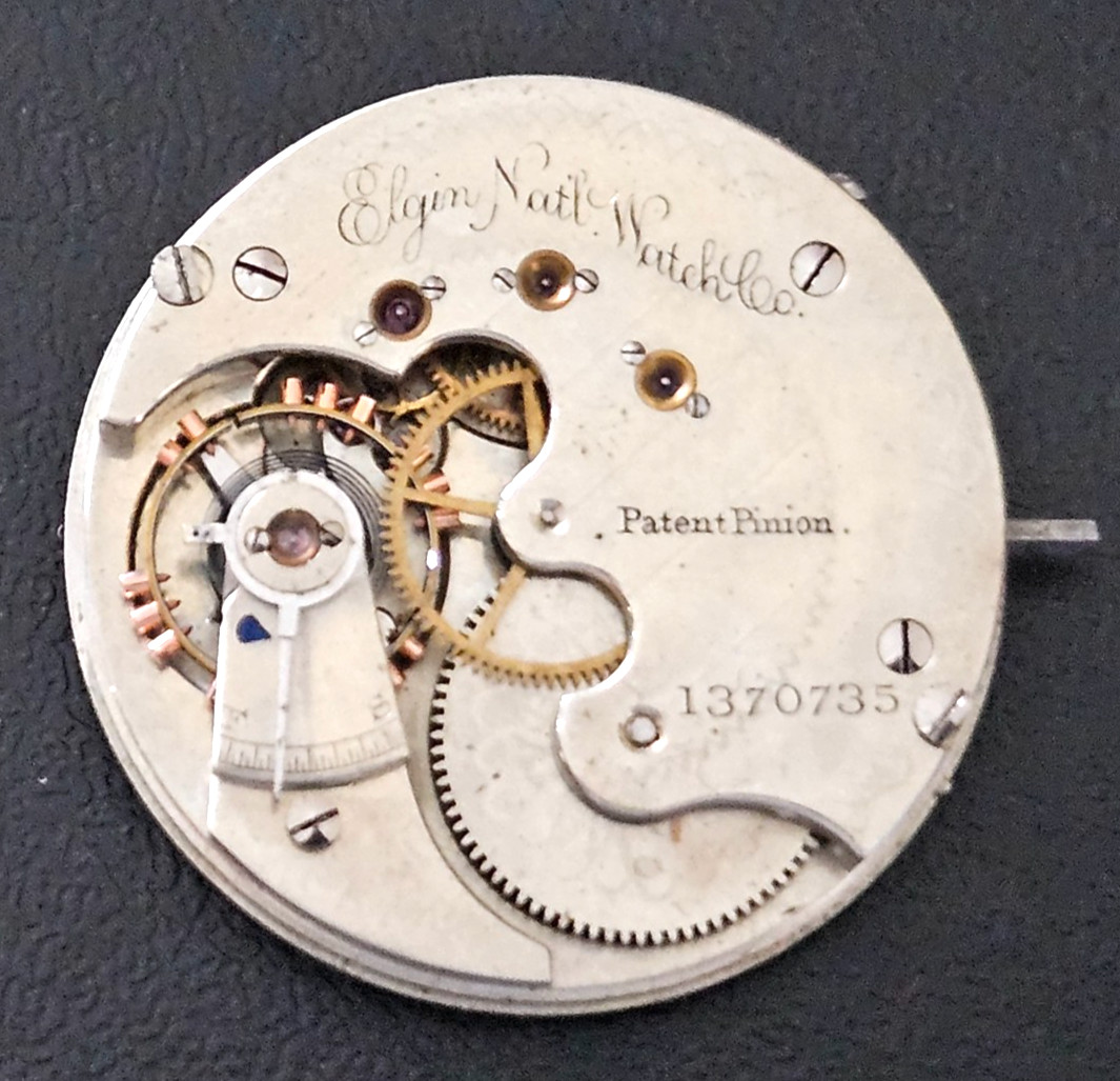 ELGIN 67 8s 15J Watch Movement (REMOVED FROM GOLD CASE) lot66