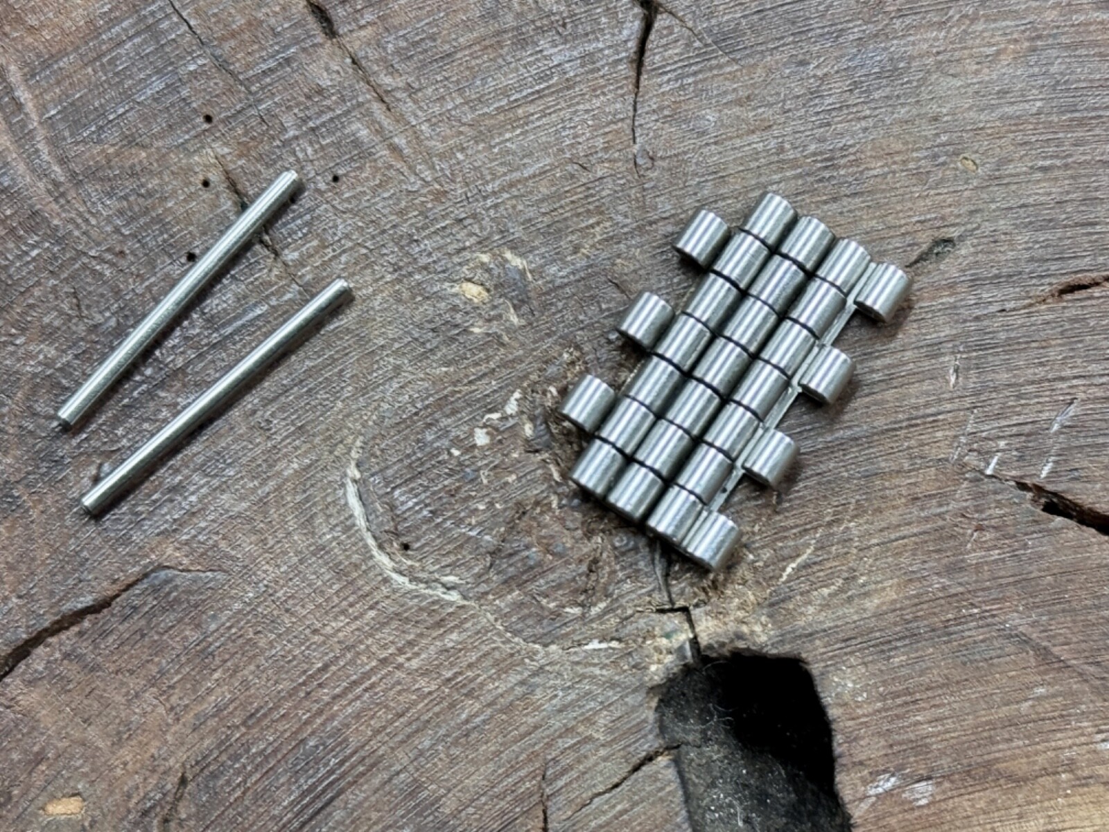Last 2 spare polished & bark steel links to vintage Zenith watch NSA bracelet