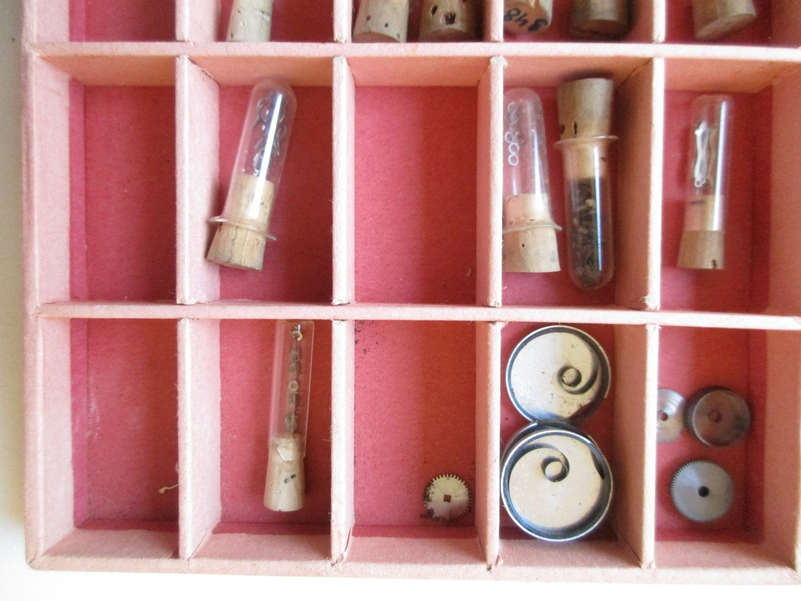 Cupillard 10½”‘ cal. 233 Swiss watch movement part – vintage assorti box