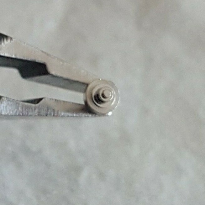 Tudor Caliber 1533 Part Number 195 (Barrel Arbor)