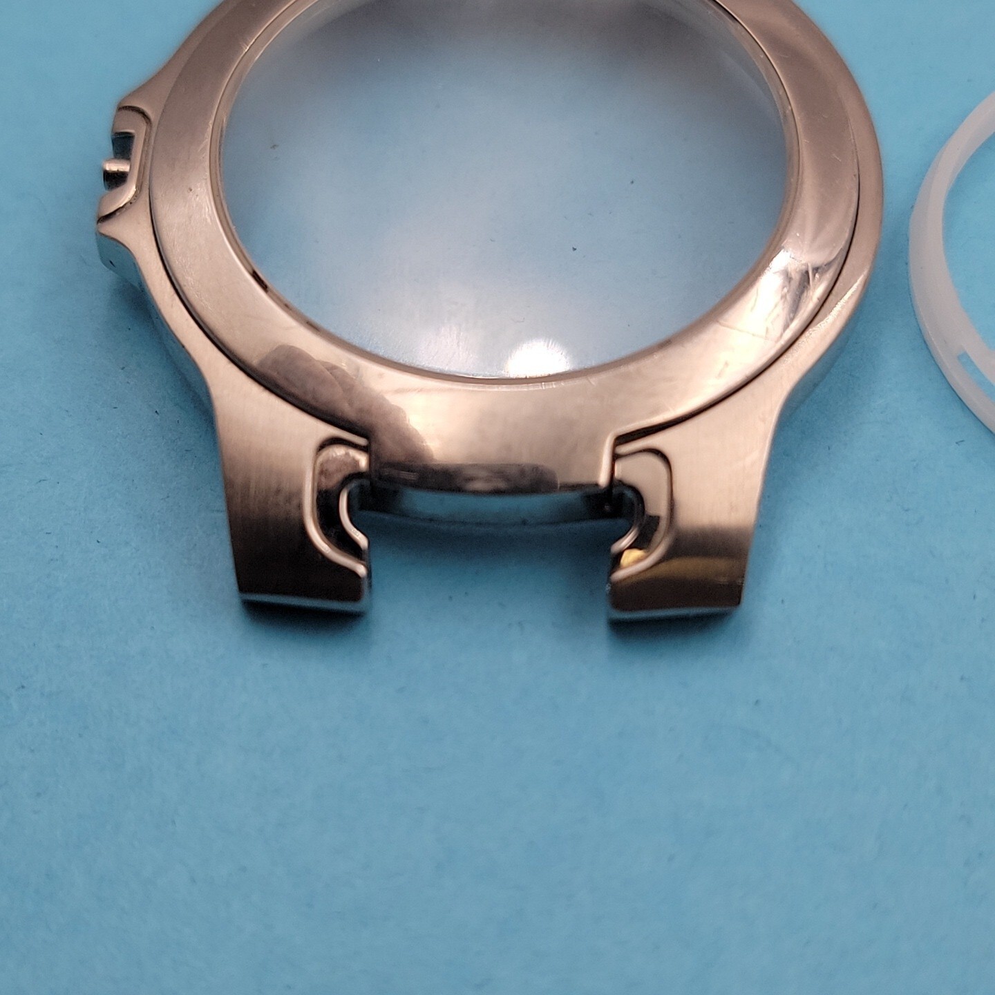 Movado 84.G1.1898 Complete Case With Back Movement Holder And Crystal