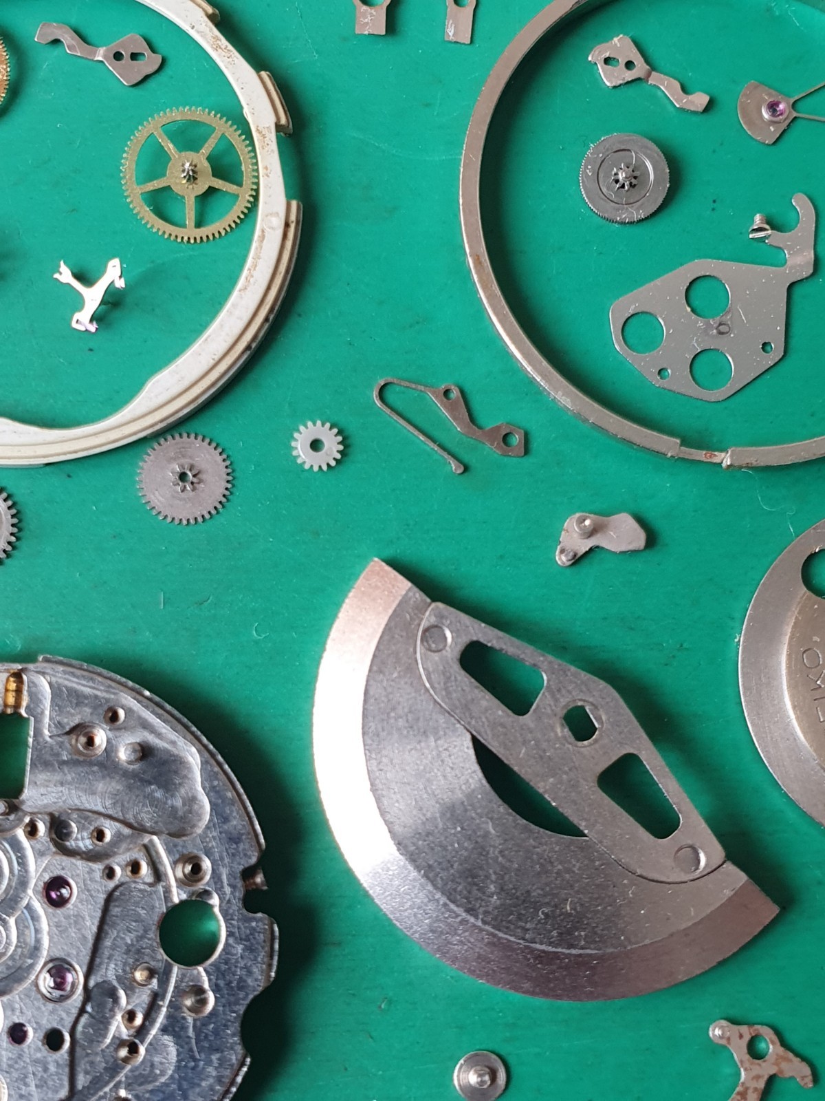 SEIKO 6119 C ORIGINAL PARTS (Single Sales Possibility)