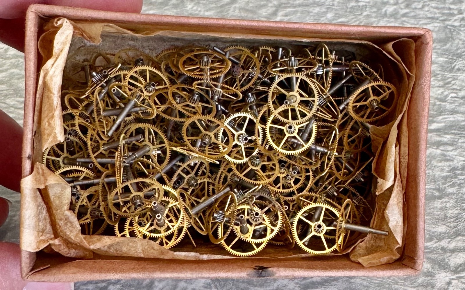 Lot Of 223 Elgin Pocket Watch Center Wheels
