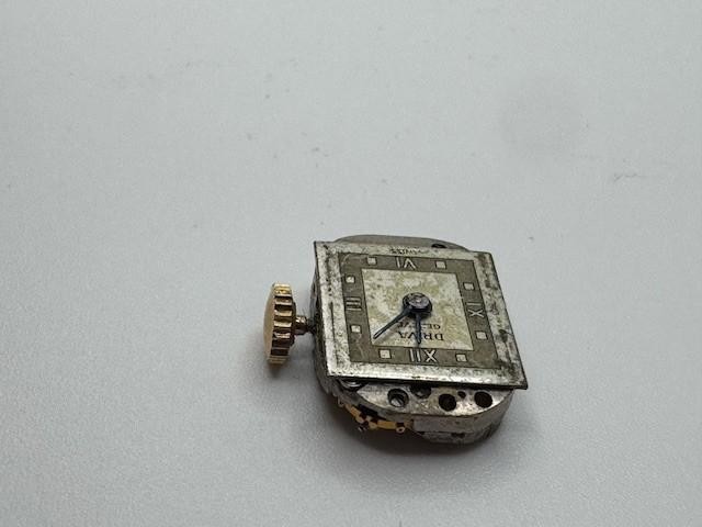 Vintage Driva Geneve 17 Jewels Swiss Watch Movement Parts/Repair
