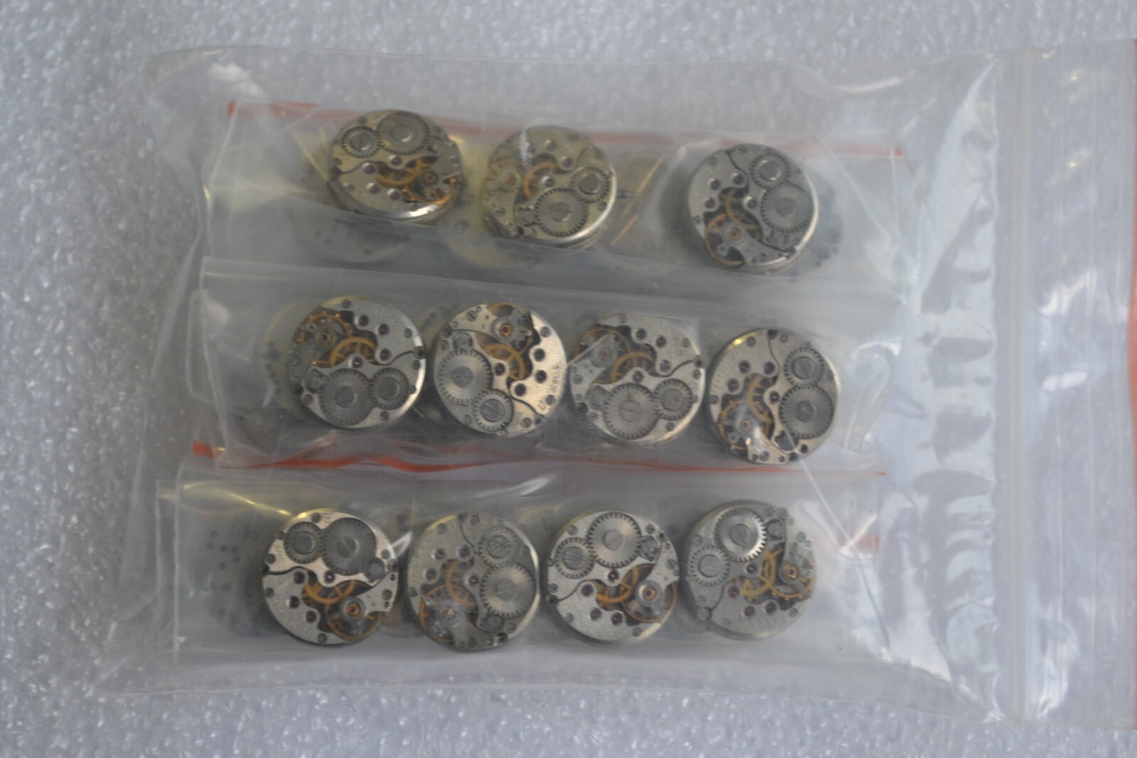 Chayka, Chaika 16 mm ladies round watch movements, Lot of 35 pcs