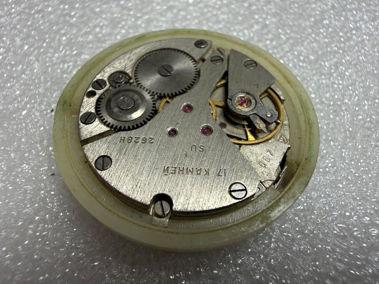 Vintage USSR Watch Movement CHAIKA / Poljot Cal. 2628H – For Parts