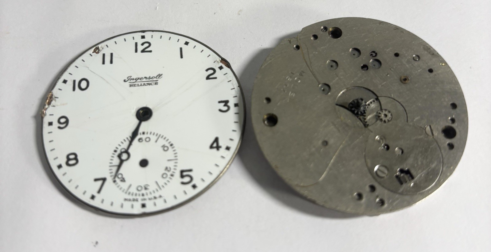 1917 Robt H Ingersoll & Bro Reliance Pocket Watch Movement 10S 7J Broken Bal 42m