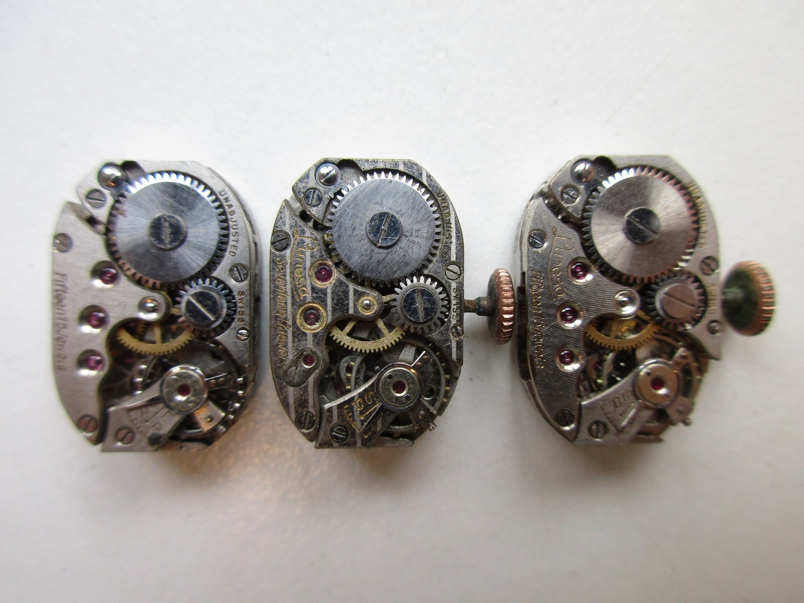 Lunesa cal. 21 Swiss vintage watch movements – for parts