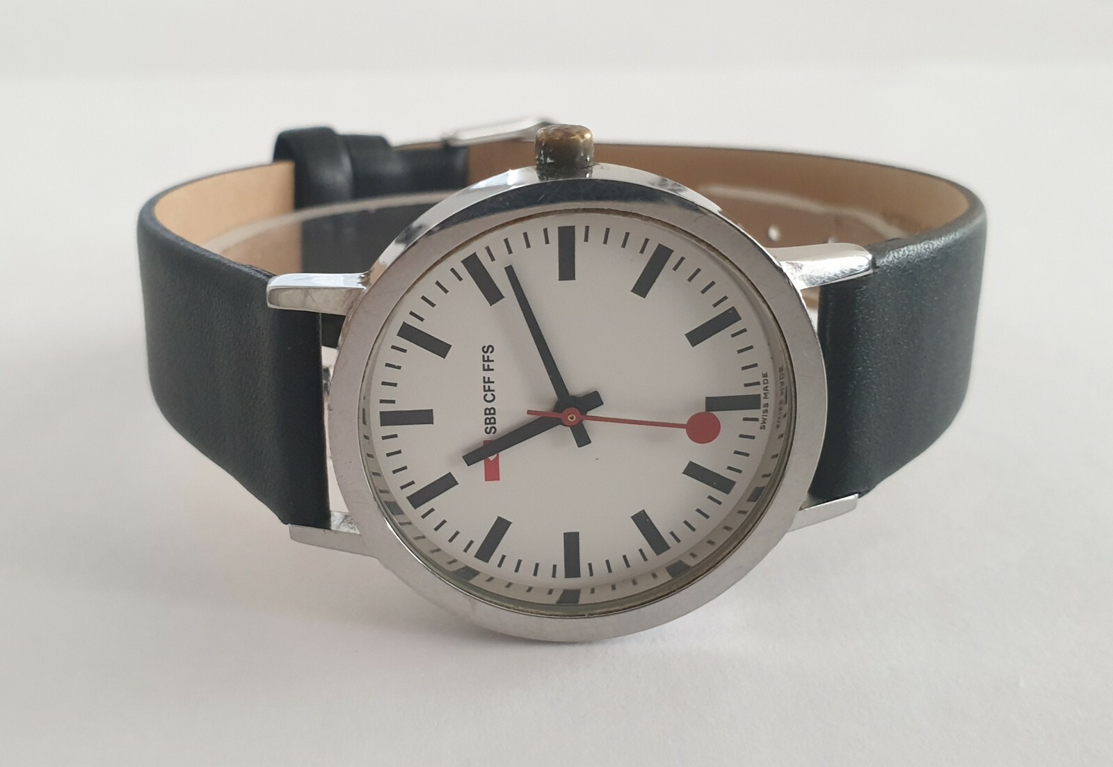 Mondaine SBB CFF FFS Watch M7606764 – Swiss Made