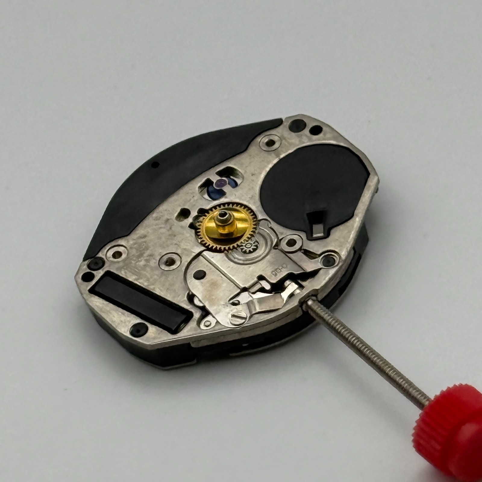 ETA 902.105 Watch Movement Running Quartz Swiss Parts Repair Spares 15.3mm