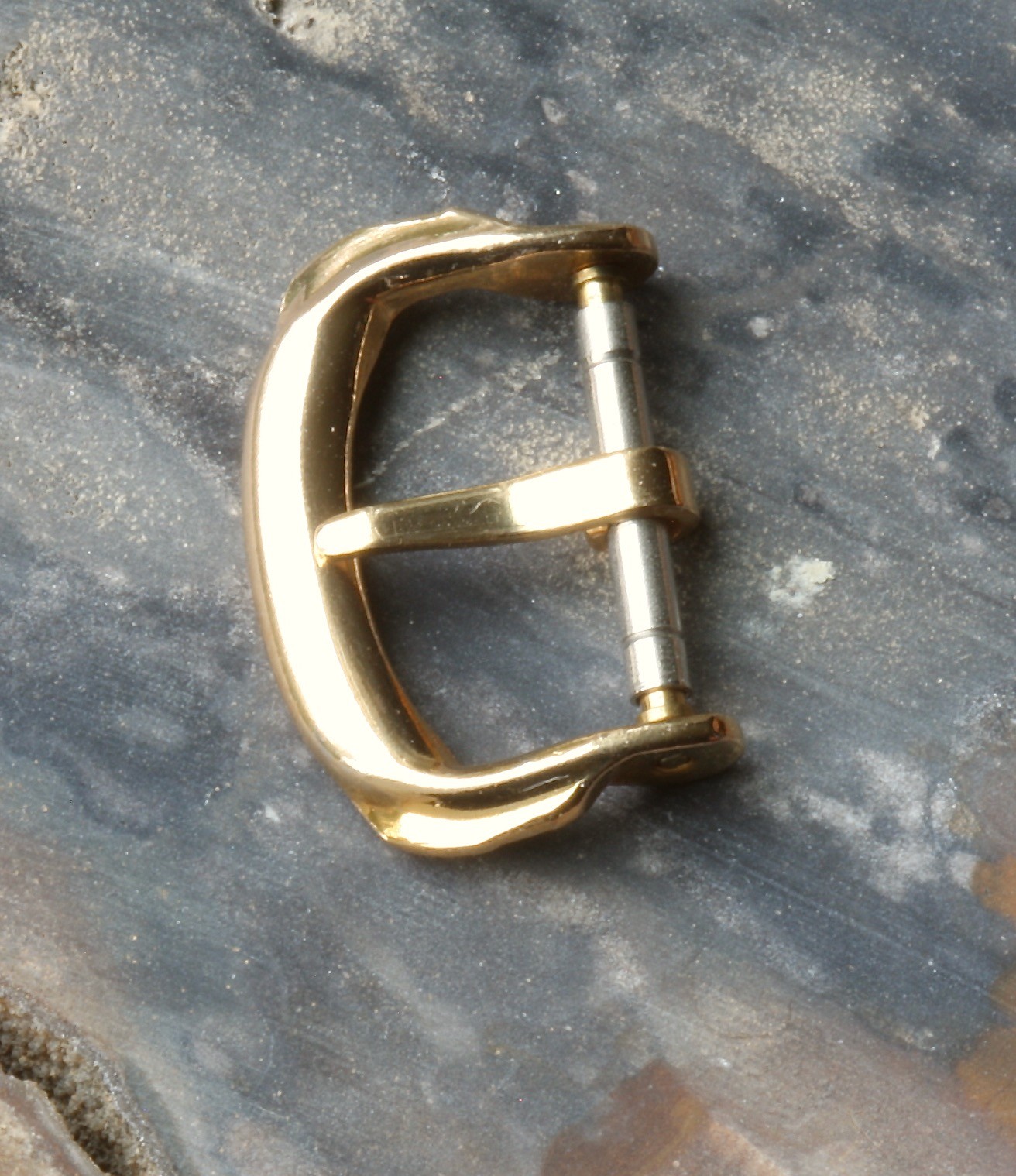Yellow gold-plated bevel edge vintage watch buckle 16mm opening 1940s/50s NOS