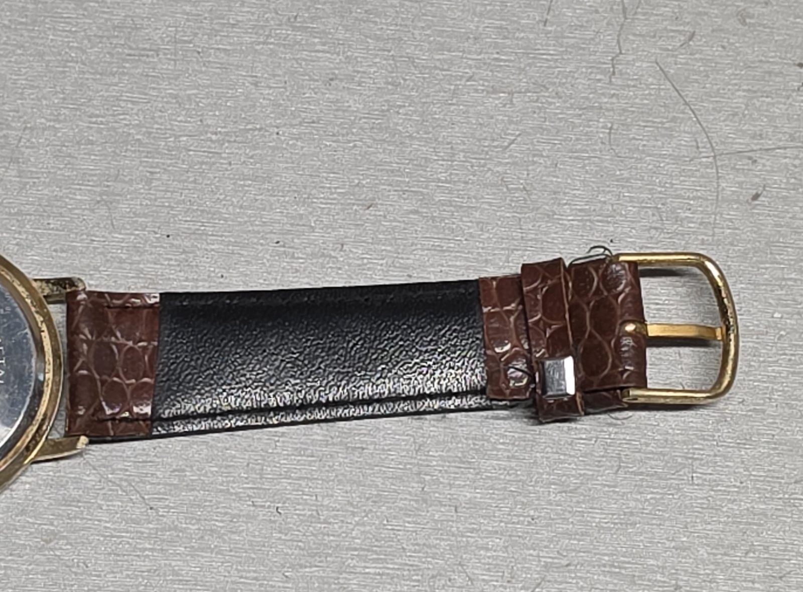 Milan MLN1019 Bill Quartz Watch Brown Faux Leather Strap Japan Movement