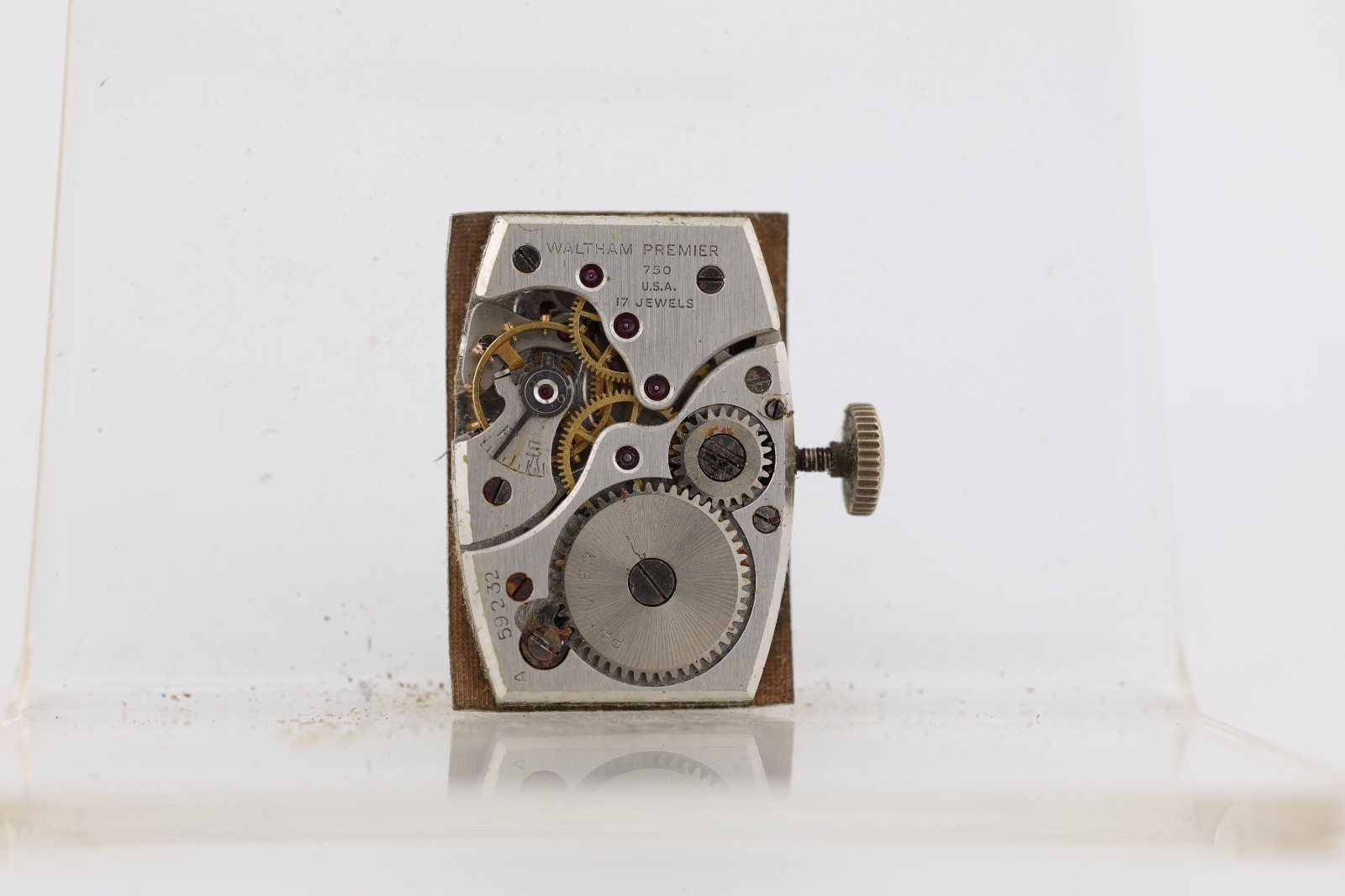 WALTHAM PREMIER cal. 750, 17j WRIST WATCH MOVEMENT, FOR REPAIR (NB)