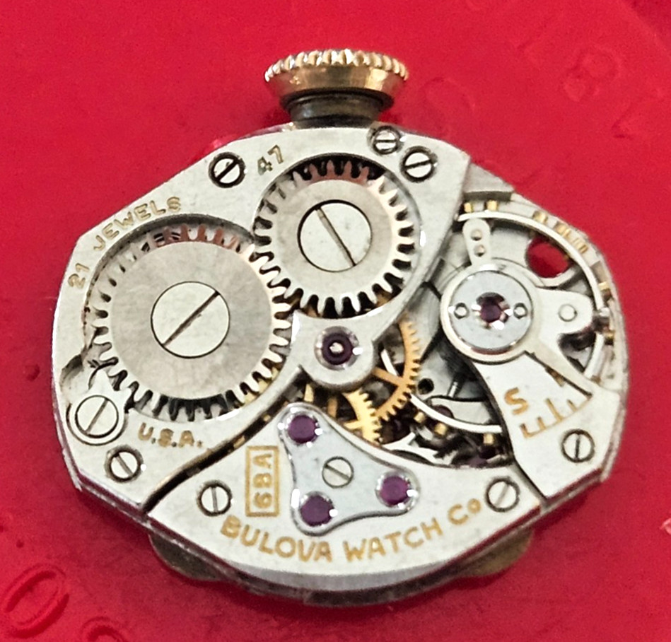 BULOVA 6BA 21J Watch Movement (REMOVED FROM GOLD CASE/BALANCE RUNS) lot125